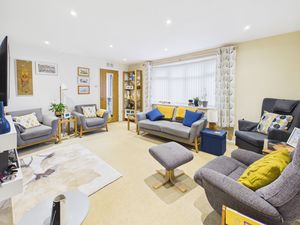 Living Room- click for photo gallery